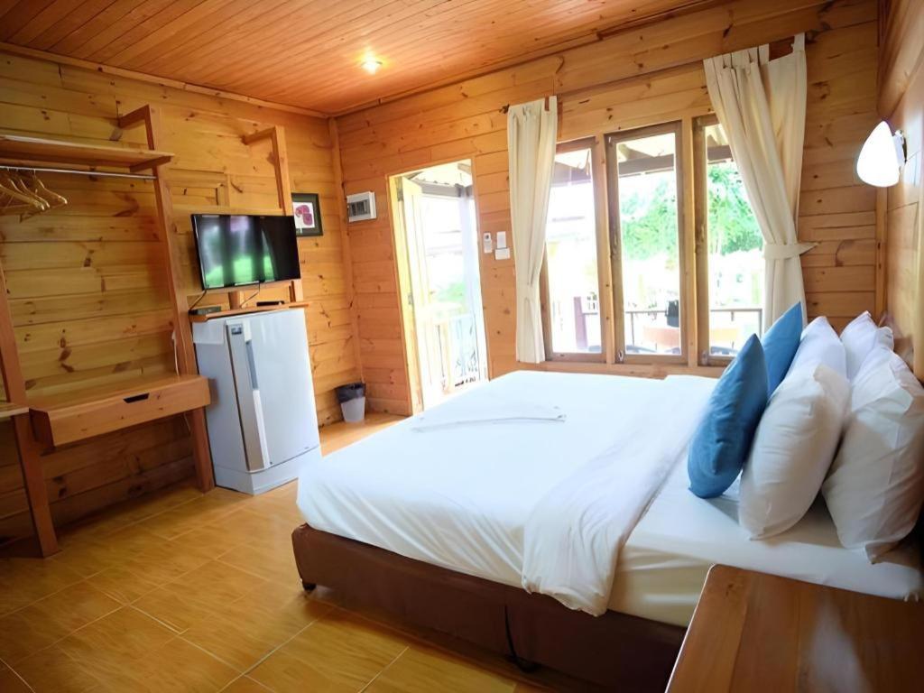 Tonsak Resort Koh Samet Buitenkant foto